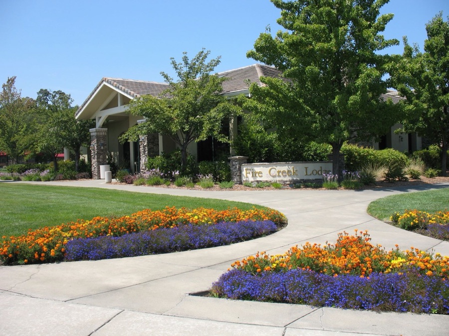 Fire Creek Lodge clubhouse at Clover Springs in Cloverdale
